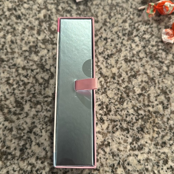 Just In Time for Yourself or Gift NIB Melody HK Full Bling Keychain/Bag Charm - Picture 3 of 6